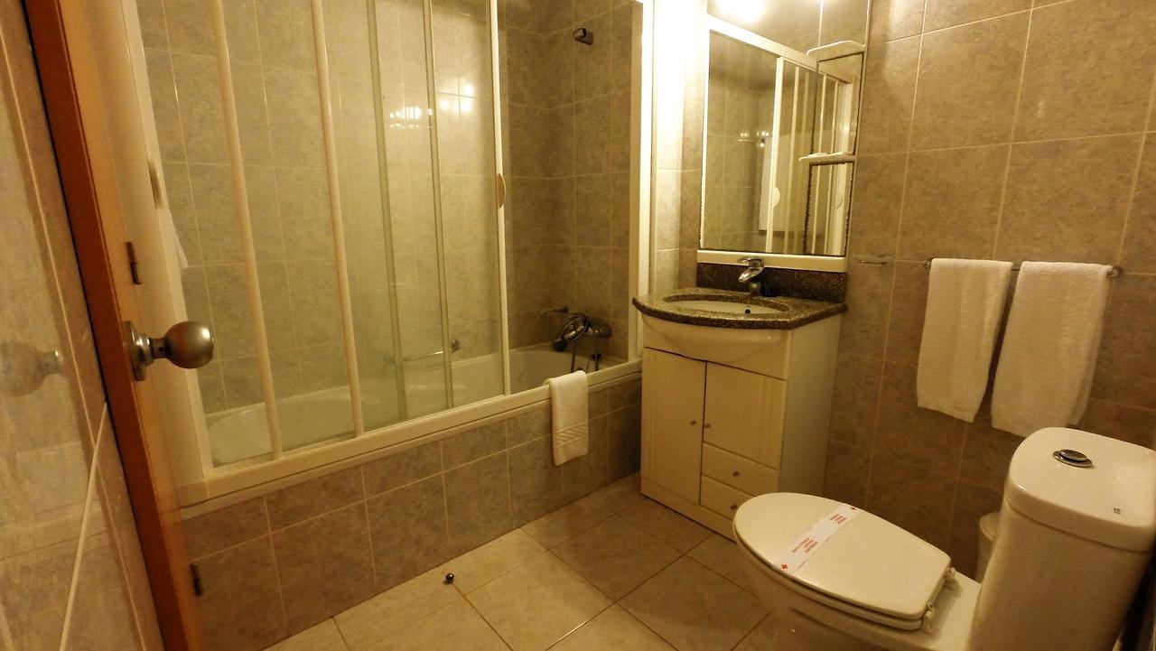 Apartamentos Turisticos Vila Praia 维拉·普拉亚·德·安科拉 外观 照片